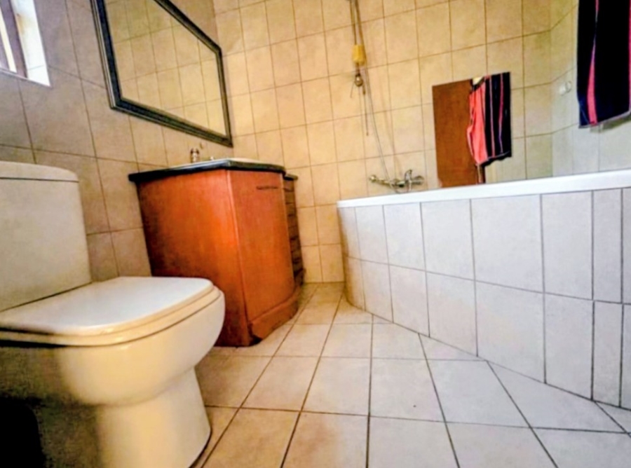 To Let 3 Bedroom Property for Rent in Cashan North West
